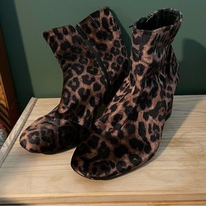 Velvet leopard chunky Shania Twain boot